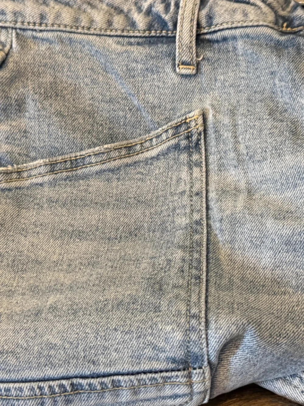 NWOT Vervet Barrel Denim Jeans (28) - Picture 4 of 10
